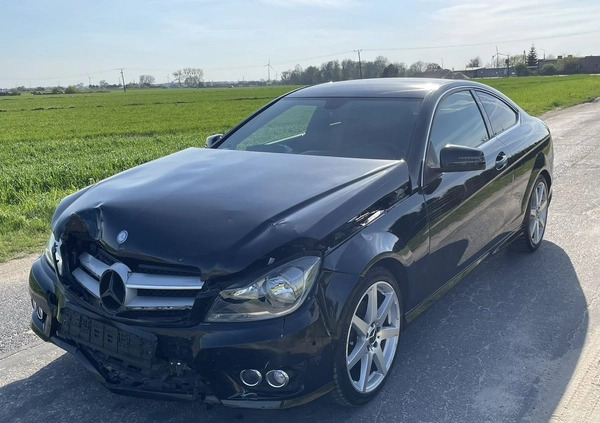 Mercedes-Benz Klasa C cena 29900 przebieg: 140000, rok produkcji 2012 z Sędziszów małe 67